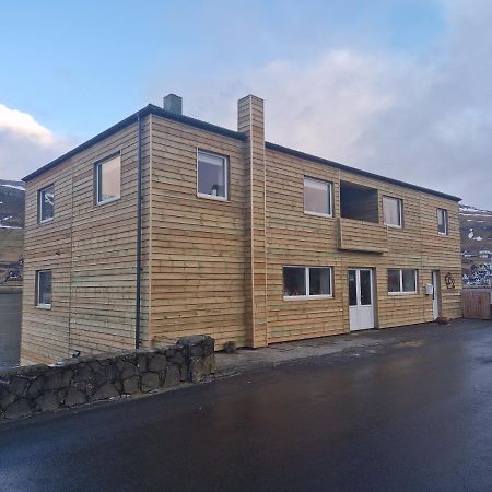 Guesthouse Hugo Sørvágur Exterior foto